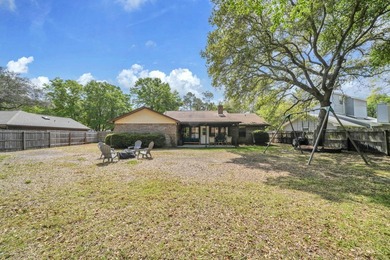 Welcome to highly sought-after Bluewater Bay, where charm - photo 40