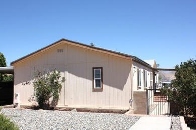 Move-In Ready! Charming 2-bedroom, 2-bath home with beautiful - photo 3