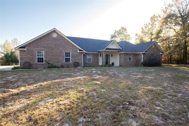 Lake Home For Sale in Holly Lake Ranch, Texas