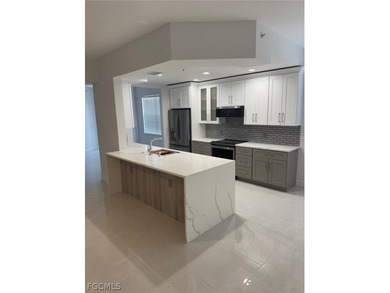 Beautiful unit in gorgeous quiet, gated community of Bridgewater - photo 2