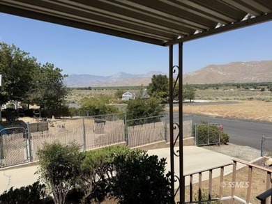 This inviting 1984 manufactured home, set on a permanent - photo 4