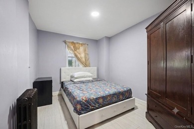 JUST LISTED! SPACIOUS 3 BEDROOM, 2 BATH HOME IN BRONX NY 10452! - photo 6