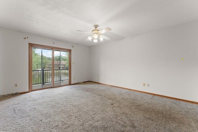 Great value in a prime location! This spacious condo is the - photo 11