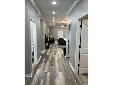 Turn-key home near Greers Ferry Lake and the Little Red River - photo 4
