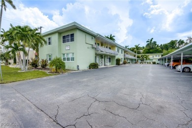 Caloosahatchee River Condo For Sale in Fort Myers Florida