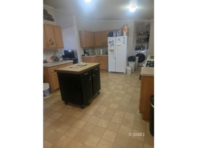 Priced to Sell! This well-maintained 3-bedroom, 2-bath home - photo 7
