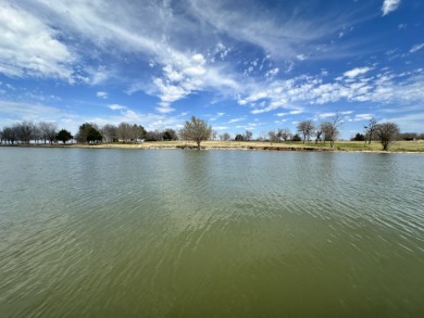 Double Waterfront Lot on Richland Chambers Lake - Lake Acreage For Sale in Streetman, Texas