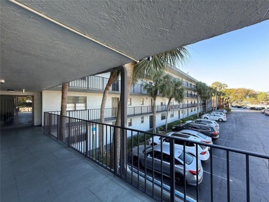 Welcome to beautiful Boca Raton! This move-in ready unit is a - photo 13