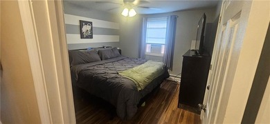Sharp, renovated 3 bedroom ranch located in a great area which - photo 14