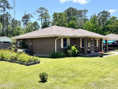 Your New Home Awaits! This charming 3-bedroom, 1.5-bath home - photo 15