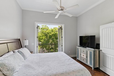 Rare opportunity to own a penthouse (top floor) in the Village - photo 16