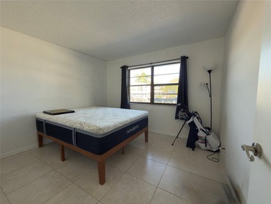 Welcome to beautiful Boca Raton! This move-in ready unit is a - photo 22