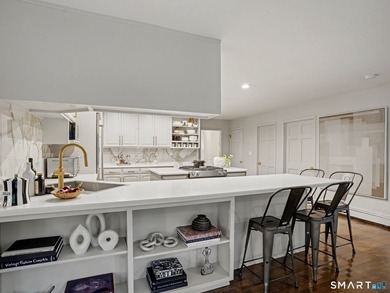 Spacious and beautifully updated ranch offering the perfect - photo 17