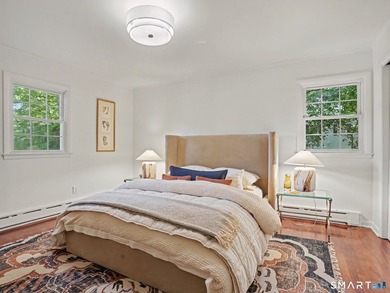 Spacious and beautifully updated ranch offering the perfect - photo 22