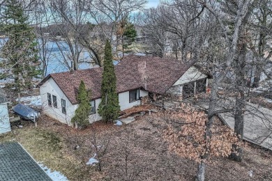 Coon Lake Home Sale Pending in Wyoming Minnesota