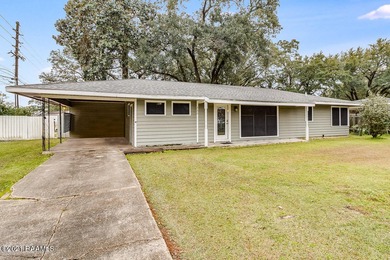(private lake, pond, coastal) Home Sale Pending in Lafayette Louisiana
