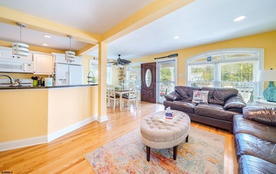 Just listed - 49 Simpson Road, in the heart of the Gardens. This - photo 6