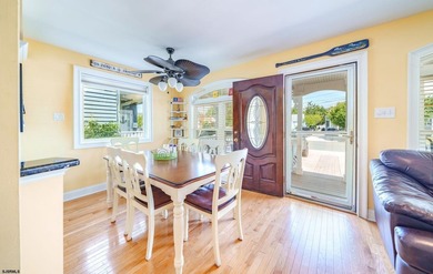 Just listed - 49 Simpson Road, in the heart of the Gardens. This - photo 8