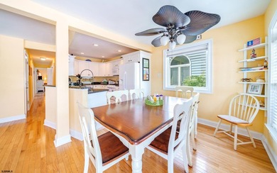 Just listed - 49 Simpson Road, in the heart of the Gardens. This - photo 9