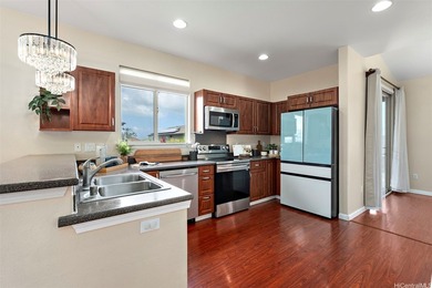 *Sellers offering $20,000 with a full offer to buy down your - photo 7