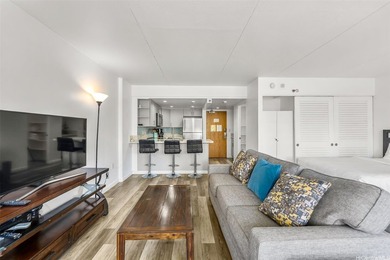 Unit #413, a legal short term rental, at the iconic Ilikai Hotel - photo 9