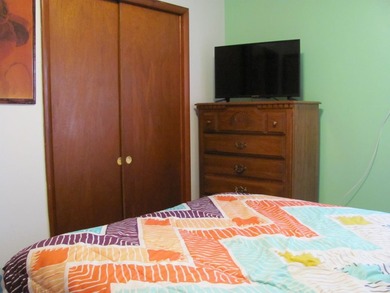 Three bedroom and two bath home on 1.3 acre lot with a 60 X 60 - photo 12