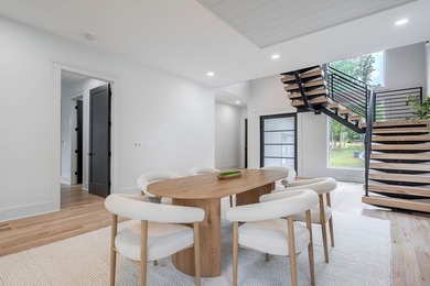 Stunning Modern Lakefront New Construction | 150 Ft of Lake - photo 12