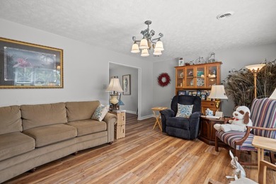 Welcome to your own private slice of country living in the - photo 3