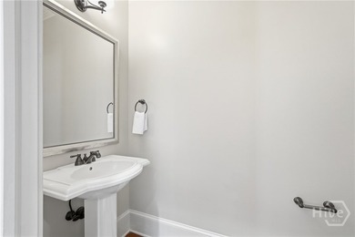Welcome to upscale living in the heart of Savannah's downtown - photo 13