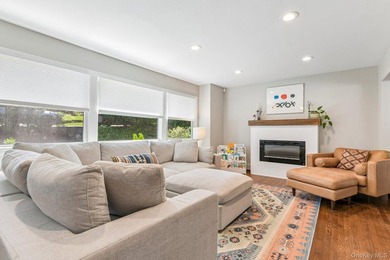 Welcome to 3 Walnut Place - Huntington Village living! This - photo 3
