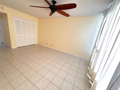 Exceptional opportunity to acquire a spacious 3-bedroom - photo 10