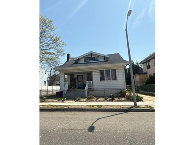 This Ranch Style Home Features 3 Bedrooms, 2 Full Baths, Formal - photo 2