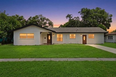 Lake Holden Home For Sale in Orlando Florida