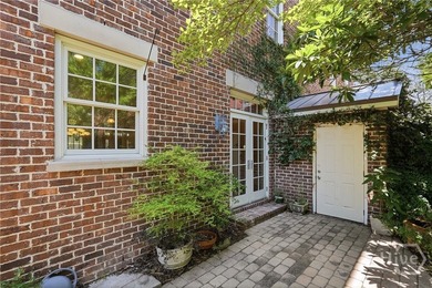 Welcome to upscale living in the heart of Savannah's downtown - photo 32