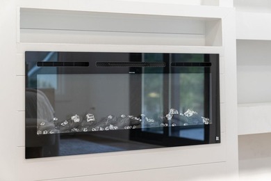 Stunning Modern Lakefront New Construction | 150 Ft of Lake - photo 32