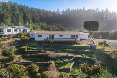 This residence offers expansive views of the Umpqua River - photo 40