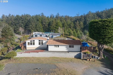 This residence offers expansive views of the Umpqua River - photo 44
