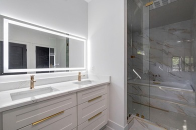 Stunning Modern Lakefront New Construction | 150 Ft of Lake - photo 58