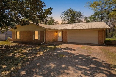 Additional listing photo 1