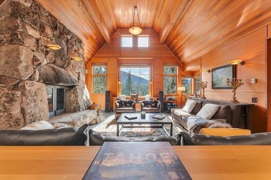 Iconic Mountain Retreat with World-Class Views! Perched on one - photo 12