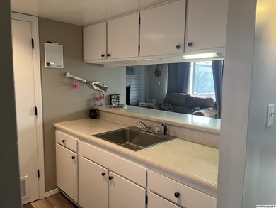 Welcome to your private escape in Clear Lake! This desirable - photo 13