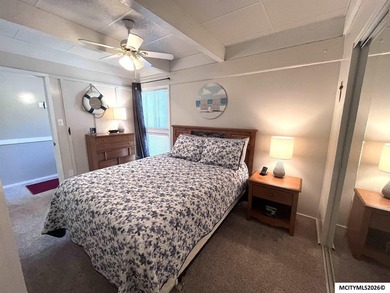 Welcome to your private escape in Clear Lake! This desirable - photo 16