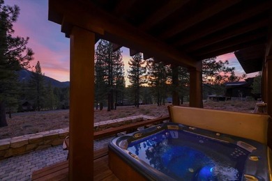 Iconic Mountain Retreat with World-Class Views! Perched on one - photo 26