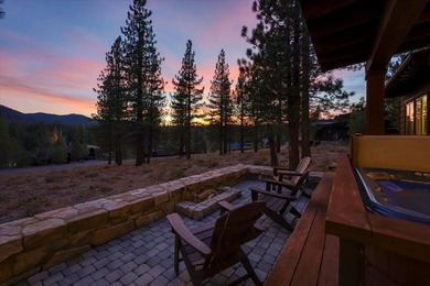 Iconic Mountain Retreat with World-Class Views! Perched on one - photo 27