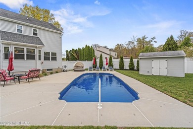 Stunning Colonial set on a beautifully landscaped property with - photo 35