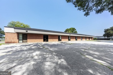 Great investment opportunity in St. Marys, GA! This 9,000 SQFT