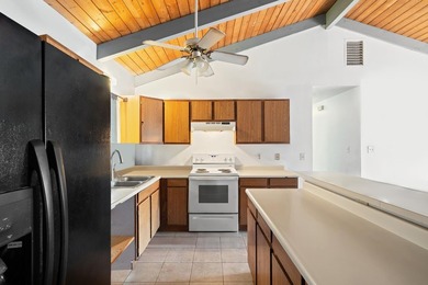 Experience the essence of Maui coastal living and investment - photo 6