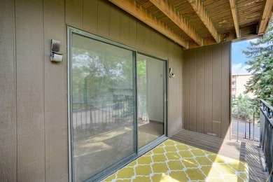 This Edina location is within minutes of a vast array of - photo 8