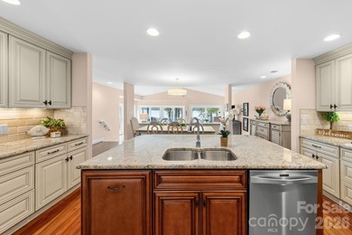 Welcome to a rare waterfront retreat in the highly sought-after - photo 11