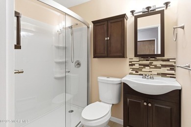 Updated Private Retreat in Cedar Glen Homes Looking for a - photo 15